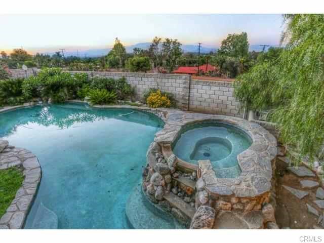 15278 Washington Street, Riverside, CA 92506