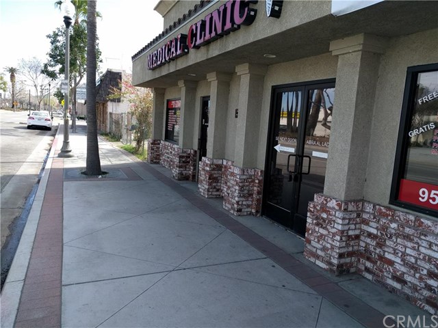 5524 Mission Boulevard, Riverside, CA 92509