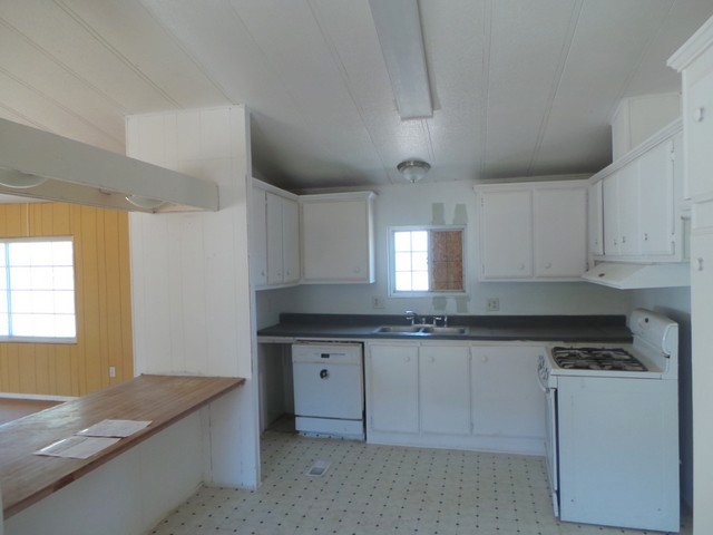 19062 Elena DrLake Elsinore, CA, 92530Riverside County