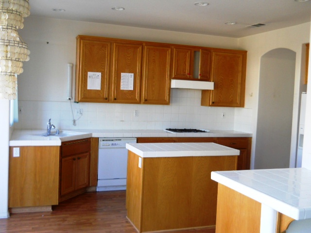 896 Bahama DriveHemet, CA, 92543Riverside County