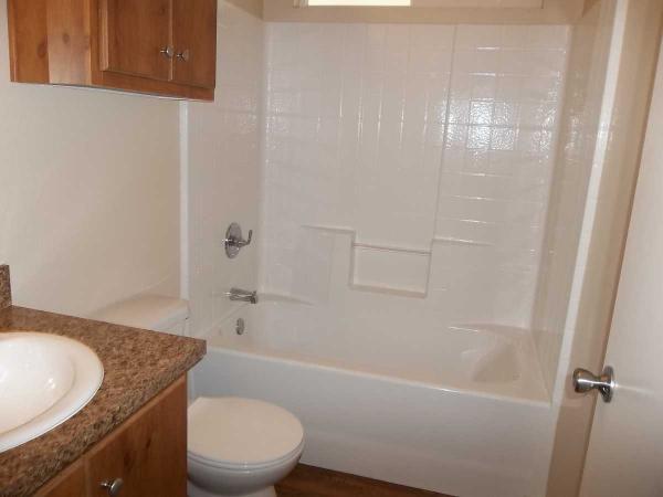 Hemet Valley Mobile Estates 675 W Oakland Ave, B-2Hemet, CA 92543