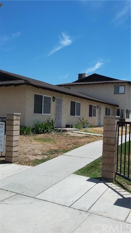 1215 W Oakland Avenue, Hemet, CA 92543