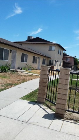 1215 W Oakland Avenue, Hemet, CA 92543