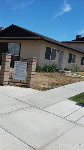 1215 W Oakland Avenue, Hemet, CA 92543