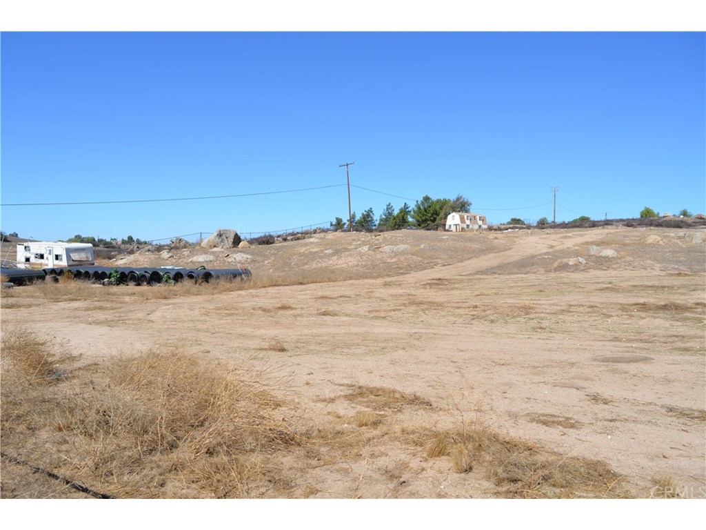 41055 Calle Orilla, Hemet, CA 92544