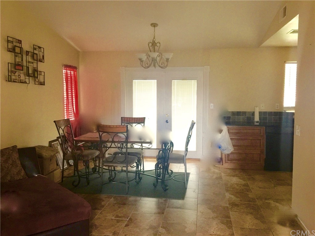 43002 Masonic Drive, Hemet, CA 92544