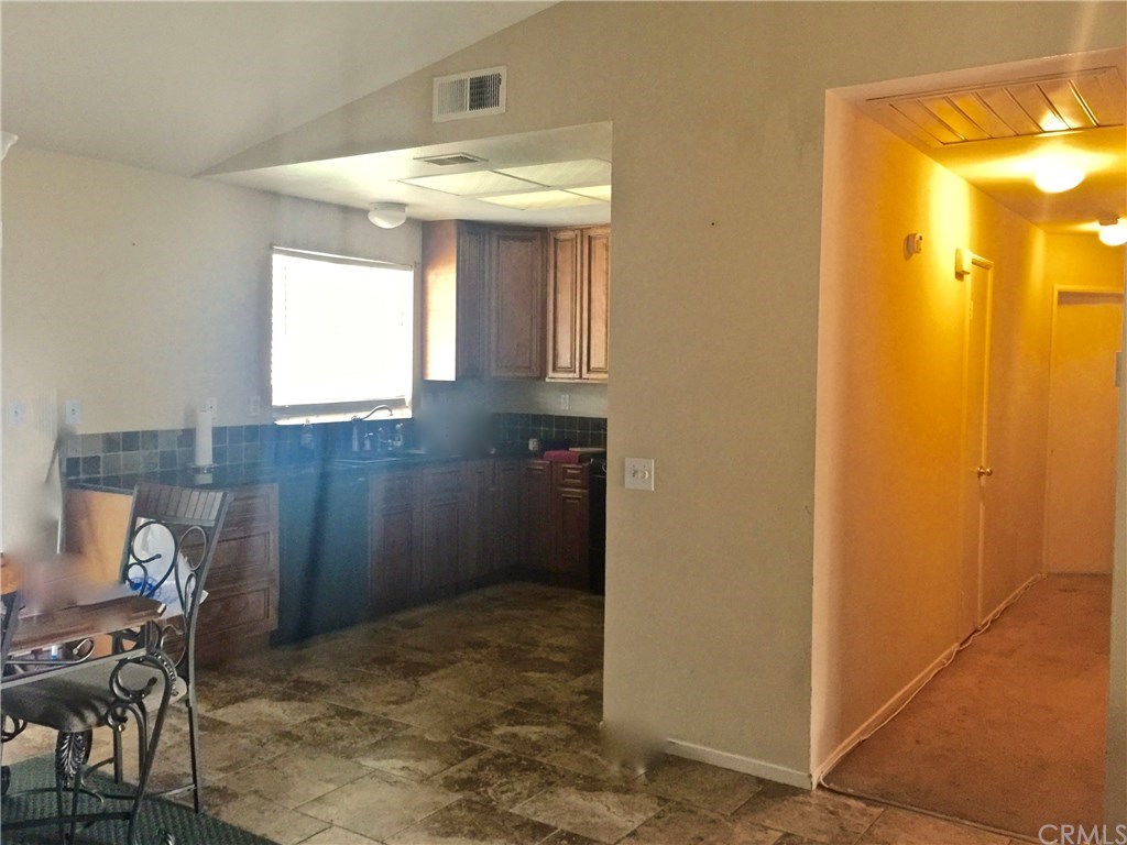 43002 Masonic Drive, Hemet, CA 92544