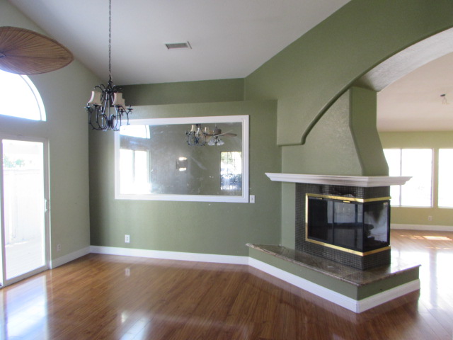 25032 Sansome StHemet, CA, 92544Riverside County