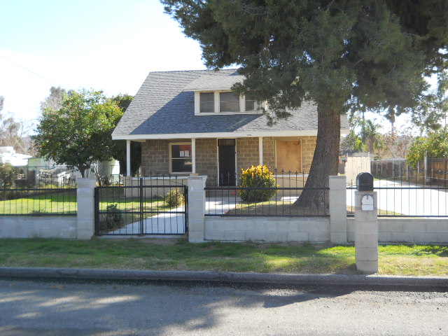 40859 Acacia AvenueHemet, CA, 92544Riverside County