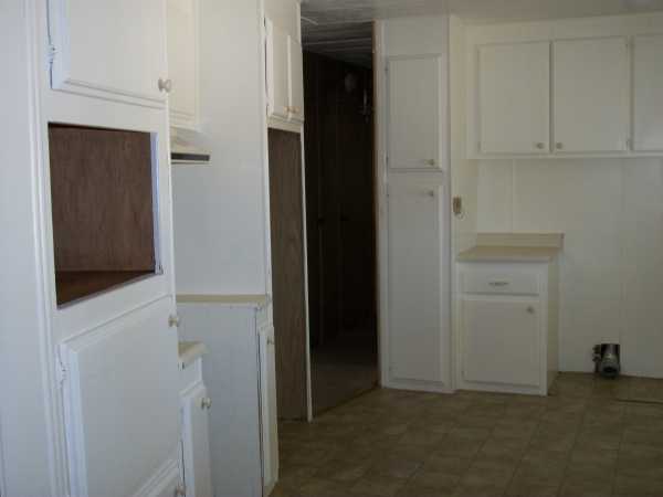 Villa Del Sol Mobile Home Estates 2205 W. Acacia Ave., #17Hemet, CA 92545