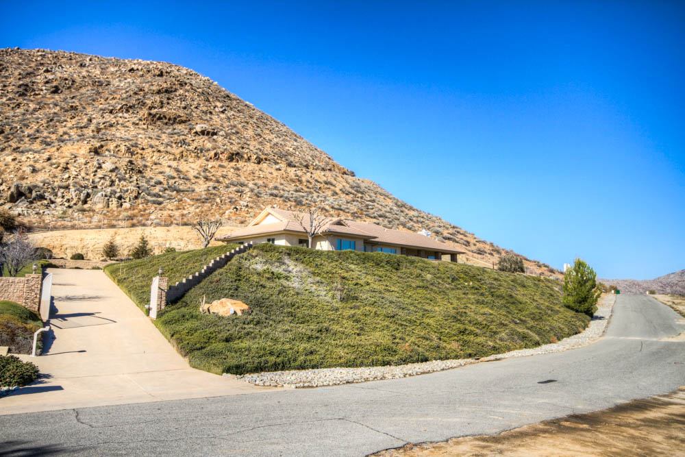 26589 California Ave., Hemet, United States 92545