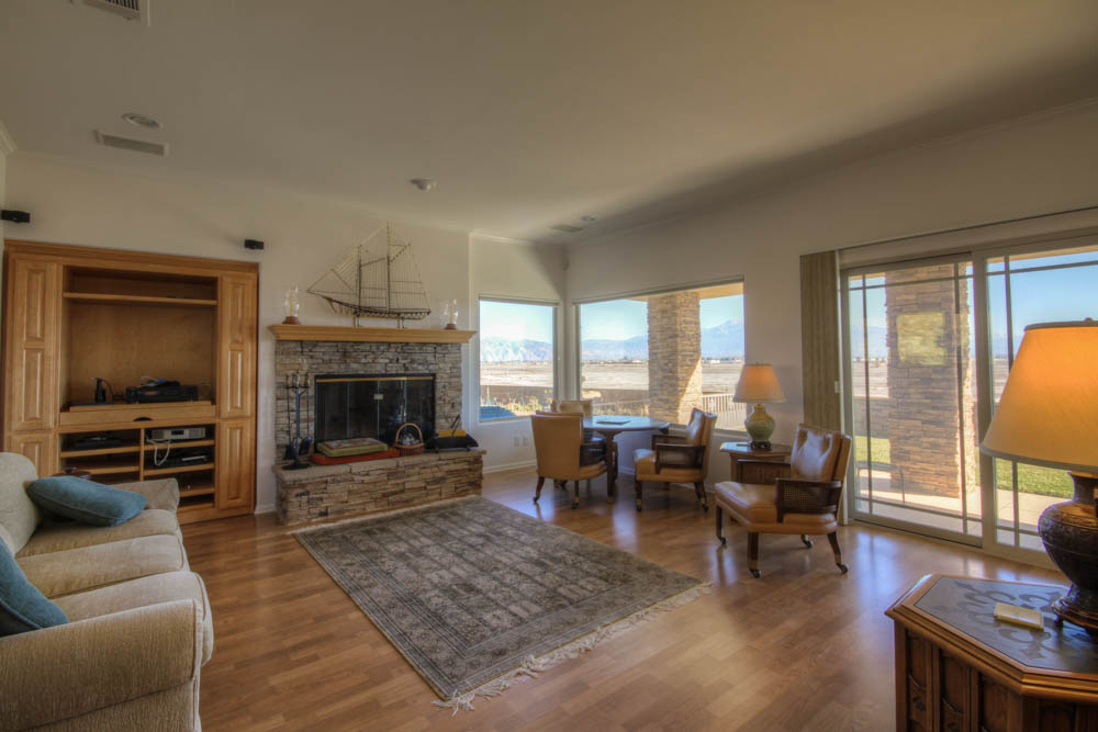 26589 California Ave., Hemet, United States 92545
