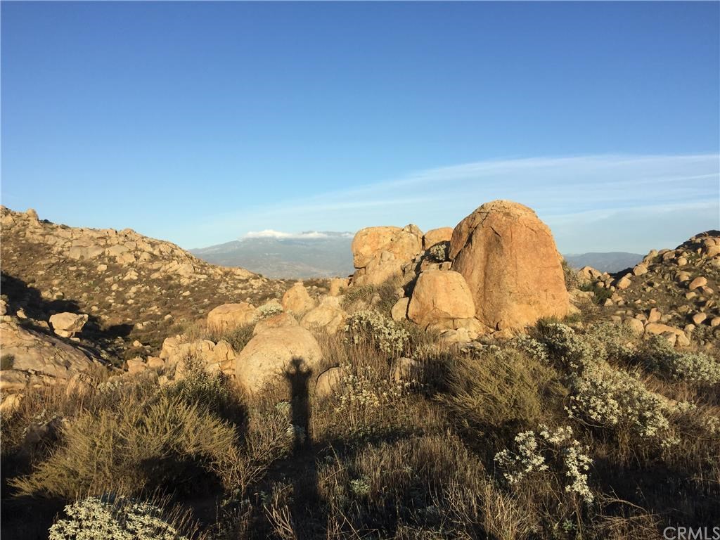 25 Firecat, Hemet, CA 92545