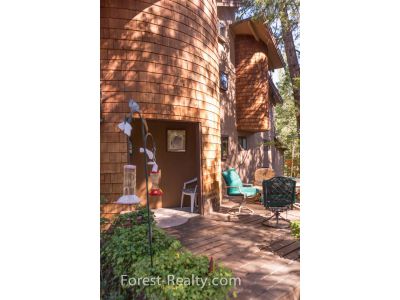26570 Lake Lane, Idyllwild, CA 92549