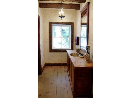 54795 N Circle DR, Idyllwild, CA 92549