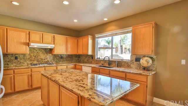 23440 Sycamore Creek Avenue, Murrieta, CA 92562