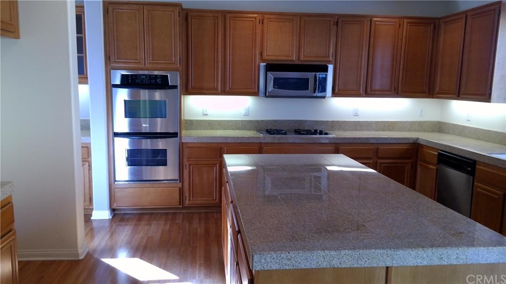 36164 Darcy Place, Murrieta, CA 92562