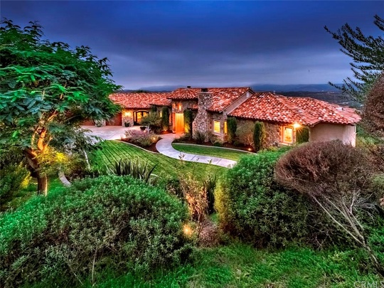 41314 Avenida Delores