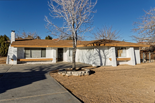 21390 Mayfield Ln