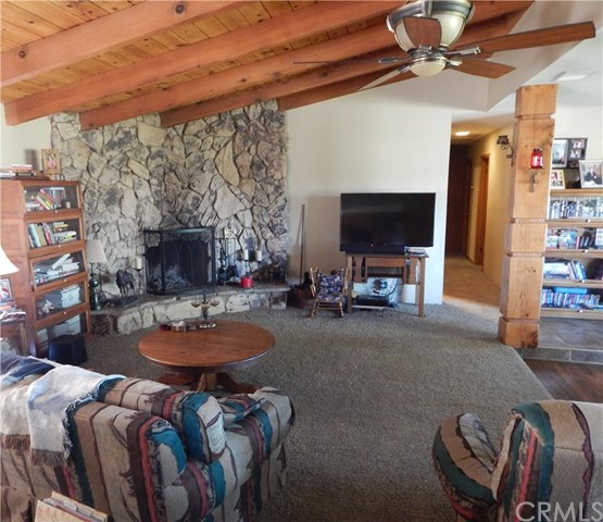 17281 Idaleona Road, Perris, CA 92570