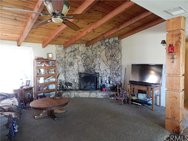 17281 Idaleona Road, Perris, CA 92570