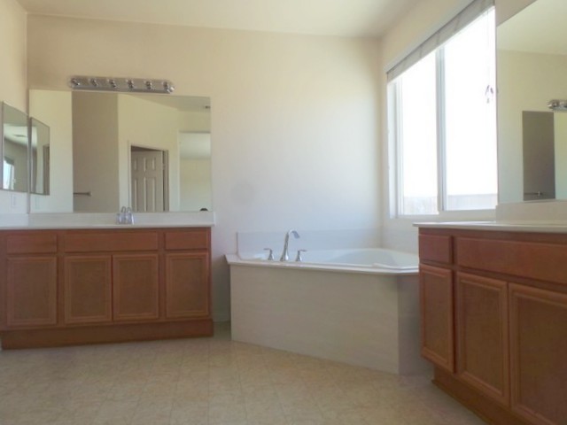 19209 Rocky Summit DrPerris, CA, 92570Riverside County