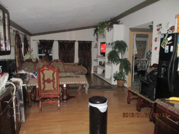 Lake Perris Manufactured Home Community 350 E. Jacinto Ave Sp # 116Perris, CA 92571
