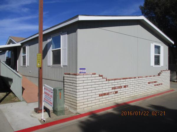 Lake Perris Manufactured Home Community 350 E. Jacinto Ave., Sp. #72Perris, CA 92571