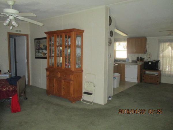 Lake Perris Manufactured Home Community 350 E. Jacinto Ave., Sp. #72Perris, CA 92571