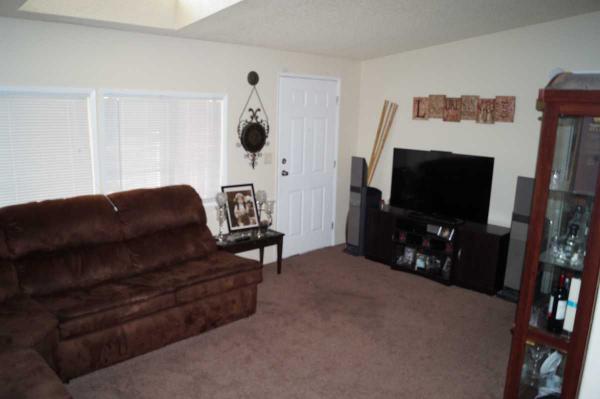 Lake Perris Manufactured Home Community 350 E. San Jacinto, Sp. 188, Perris, CA 92571Perris, CA 92571