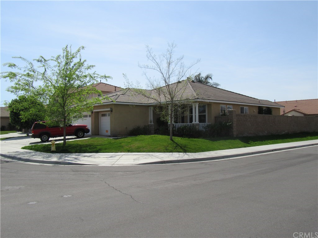 254 Percheron Court, San Jacinto, CA 92582