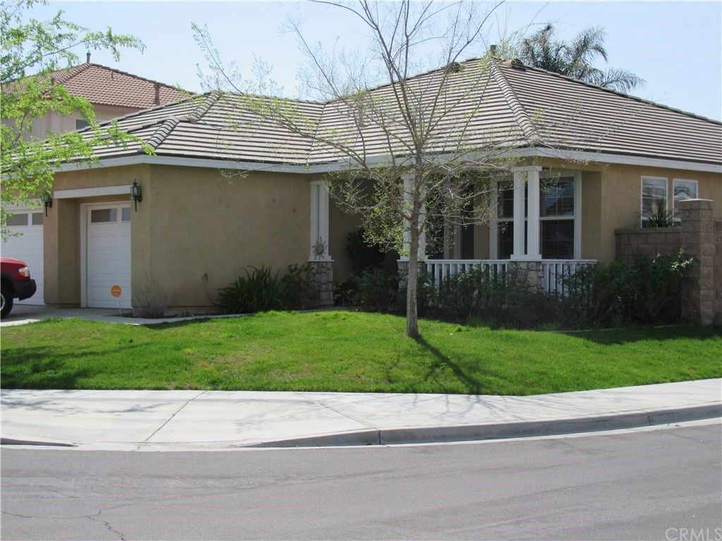 254 Percheron Court, San Jacinto, CA 92582