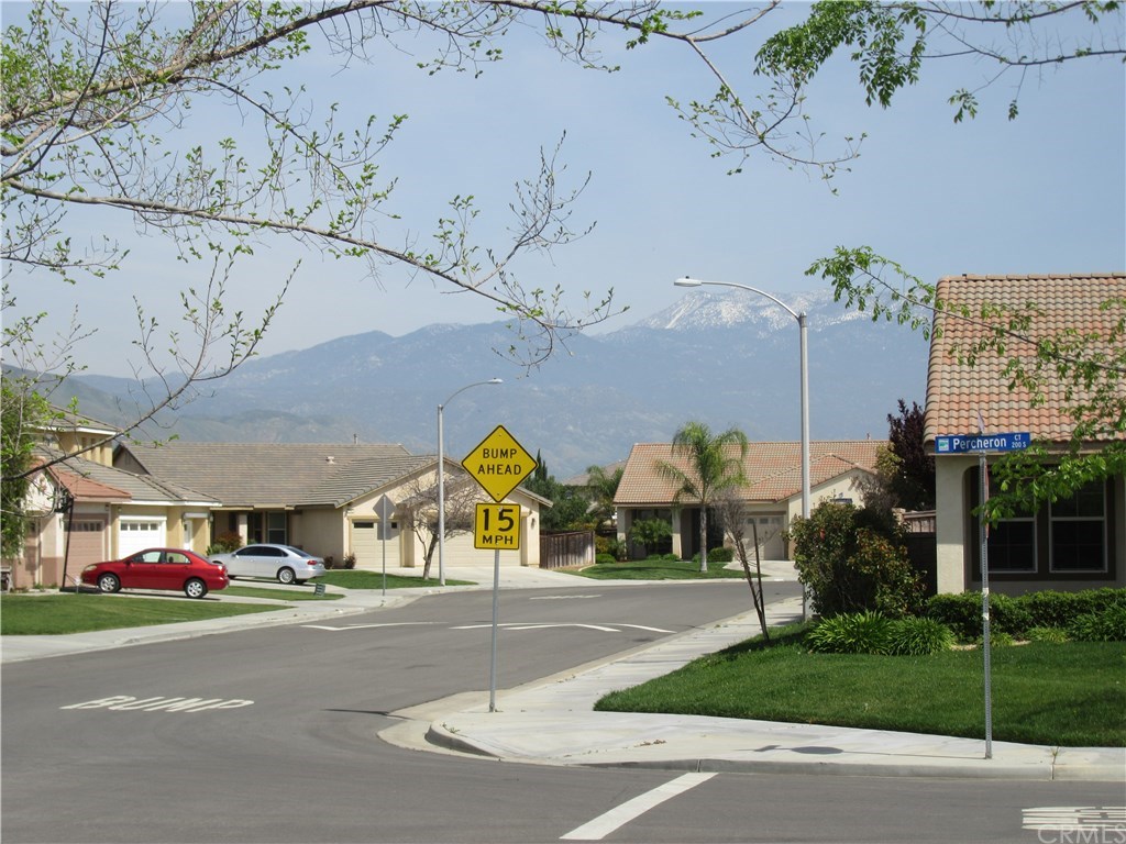 254 Percheron Court, San Jacinto, CA 92582