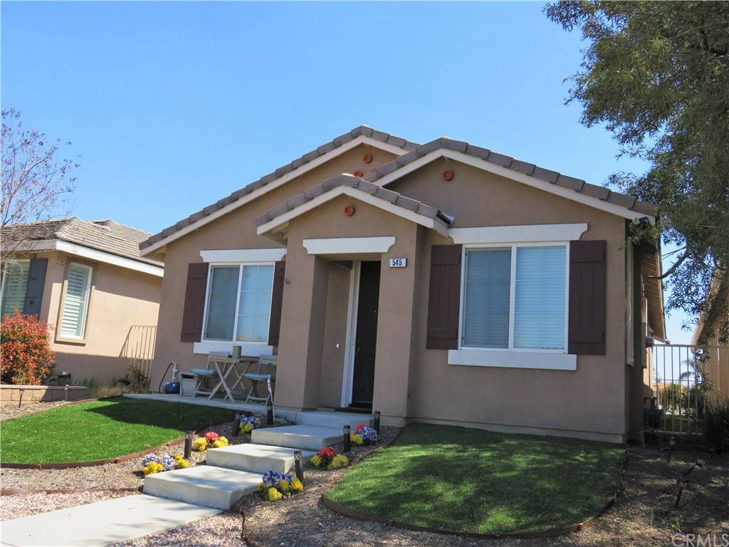545 Palm Avenue, San Jacinto, CA 92582