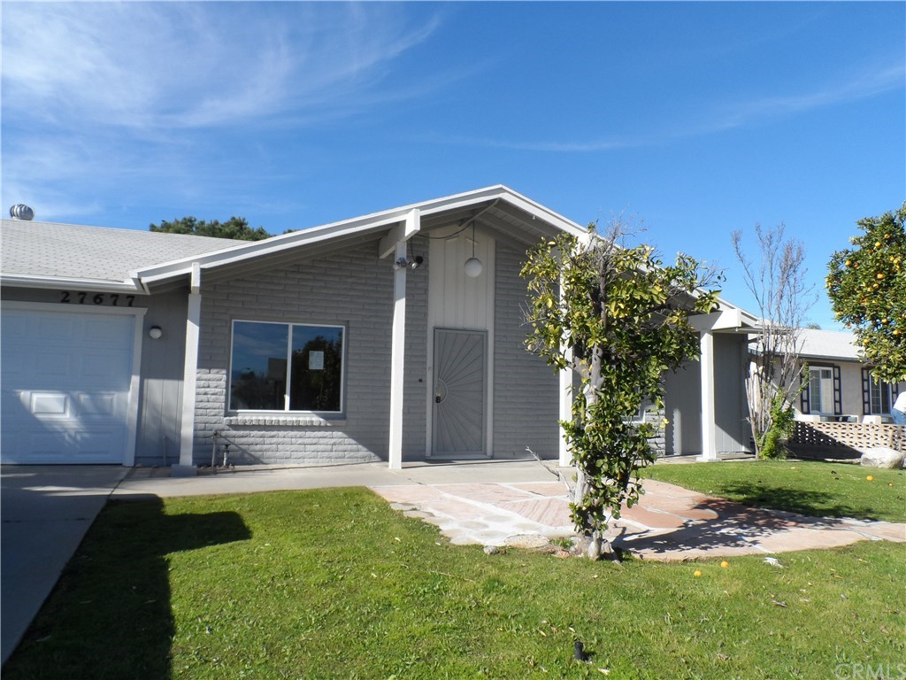 27677 Charlestown Drive, Sun City, CA 92586