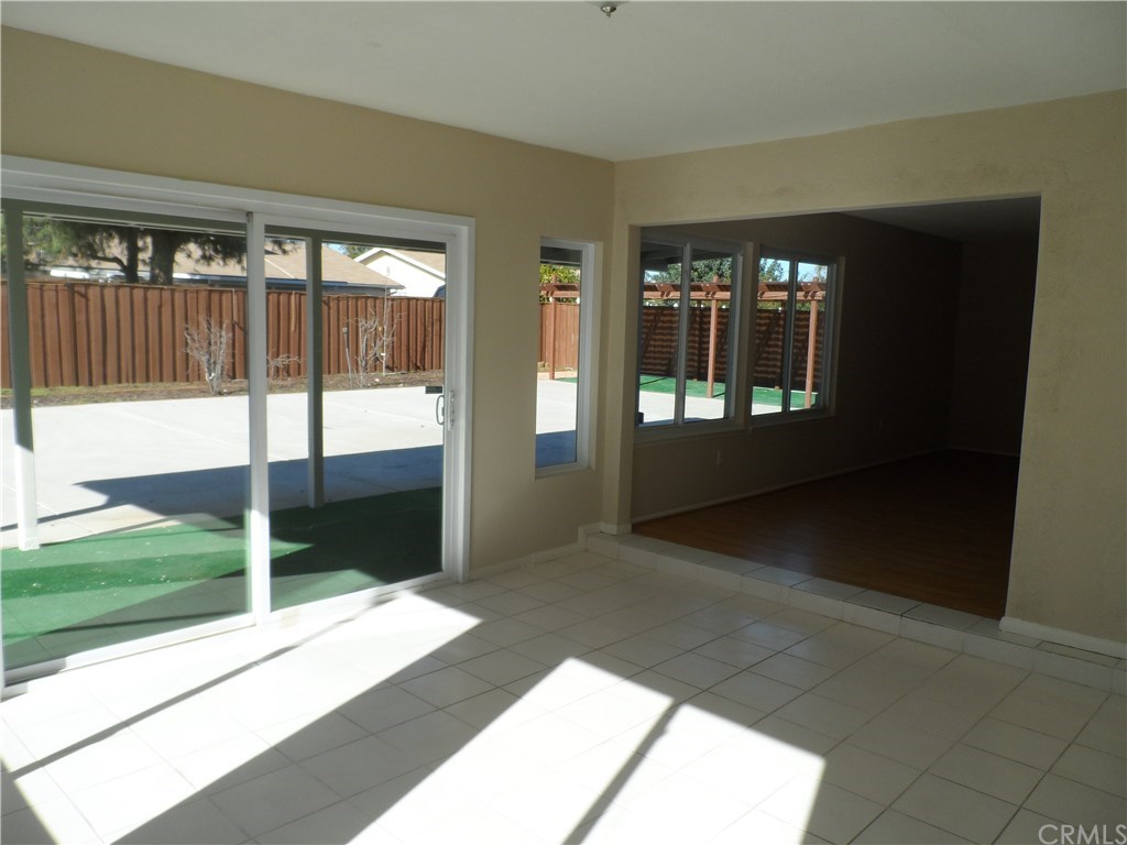 27677 Charlestown Drive, Sun City, CA 92586