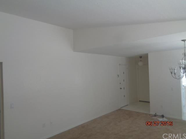 28330 Via Cascadita, Sun City, CA 92586