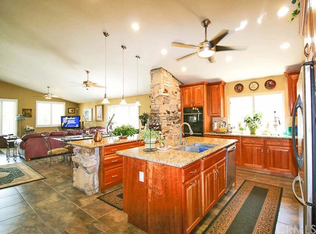 29772 Nautical Ct, Canyon Lake, United States 92587