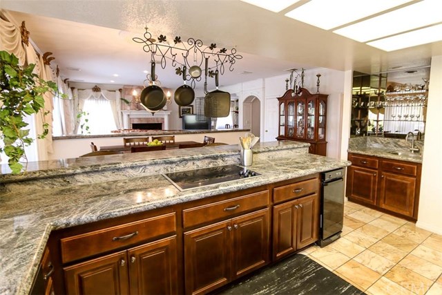 23457 Silver Strike Drive, Canyon Lake, CA 92587