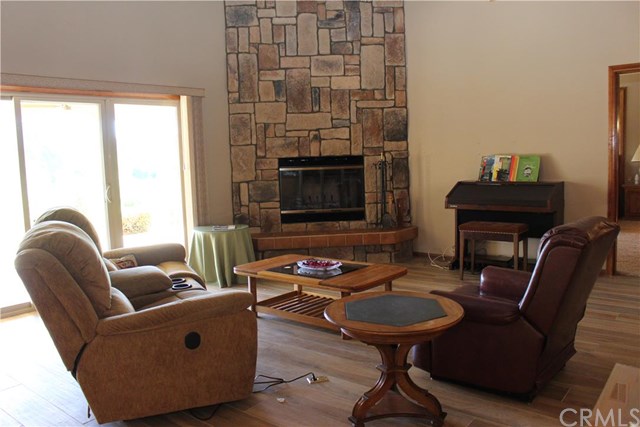 22755 Canyon Lake Dr, Canyon Lake, United States 92587