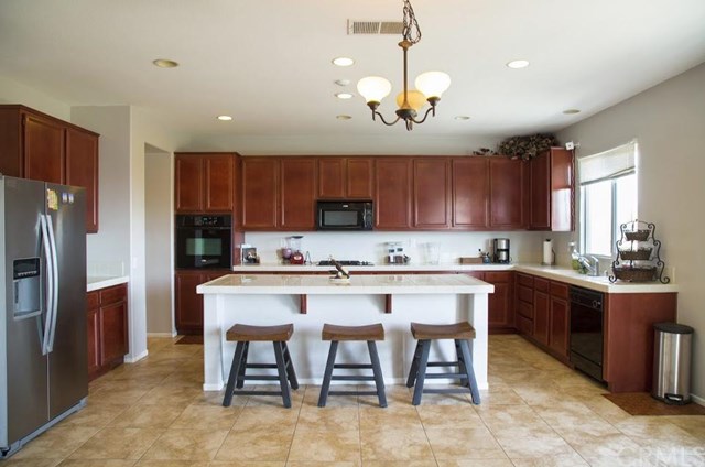 20484 Big Sycamore Court, Wildomar, CA 92595