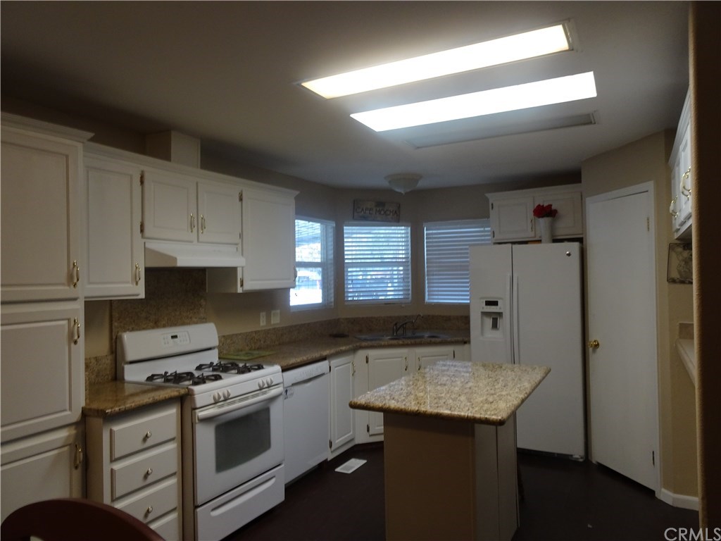 33219 Gough Street, Winchester, CA 92596