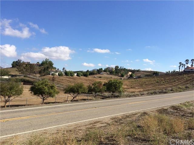 37807 Avenida De Laura, Winchester, CA 92596