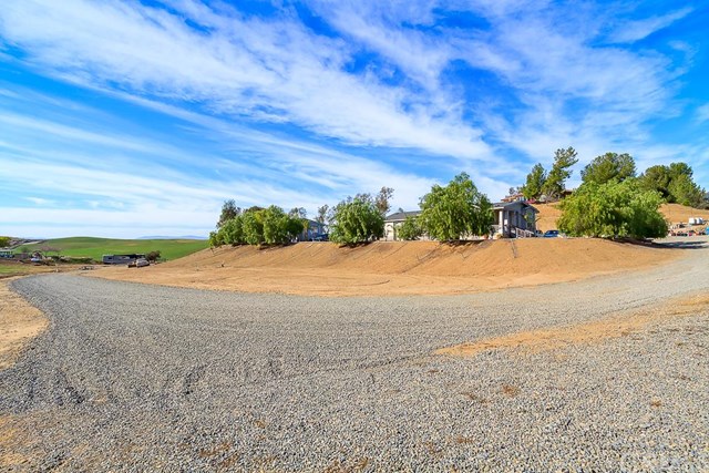 37807 Avenida De Laura, Winchester, CA 92596