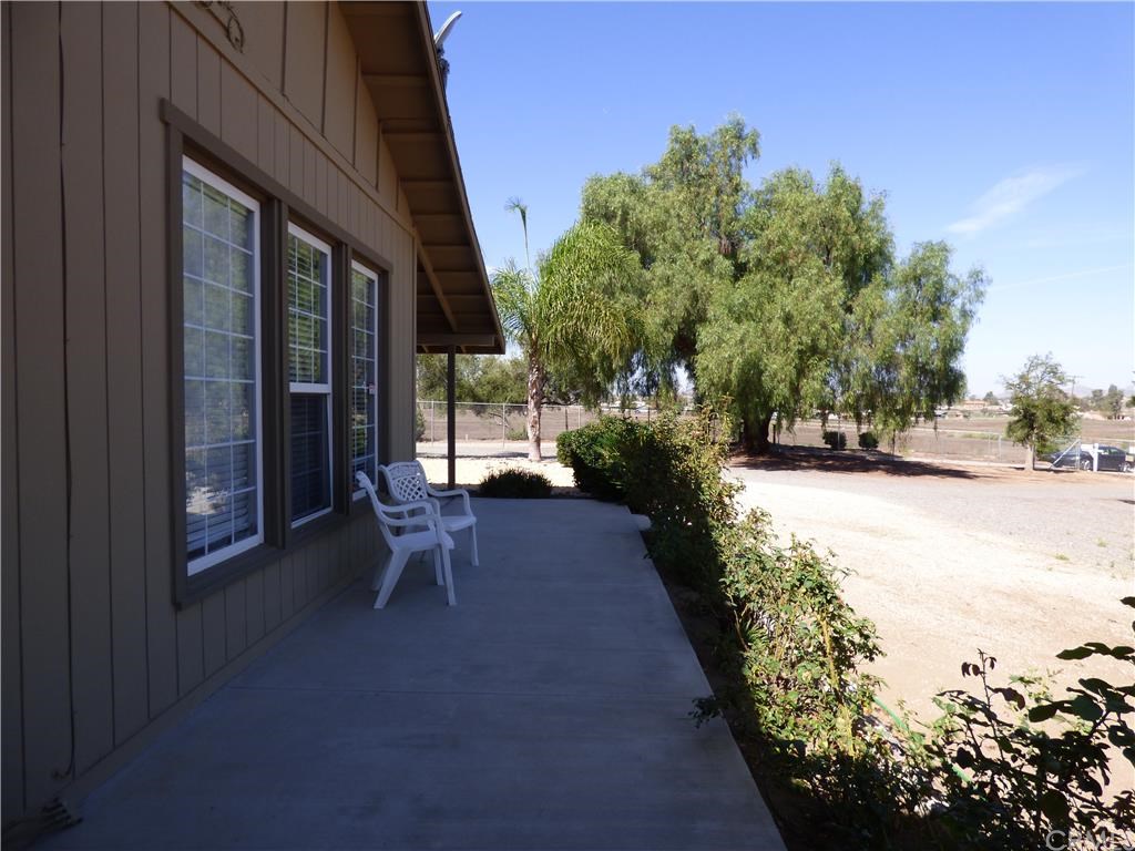 32007 Scott Road, Winchester, CA 92596