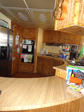 Huntington By the Sea ME 21851 NEWLAND ST. #223Huntington Beach, CA 92605