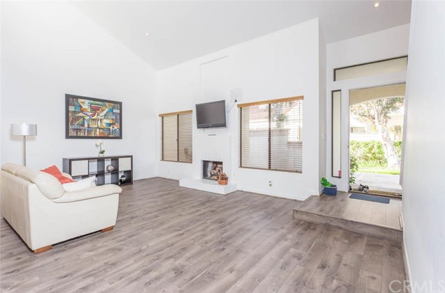 24 Navarre, Irvine, CA 92612