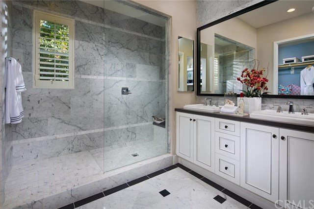 265 Follyhatch, Irvine, CA 92618