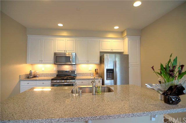 102 Neptune, Irvine, CA 92618