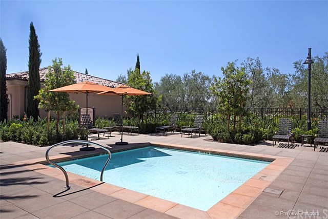 126 Rose Arch, Irvine, CA 92620